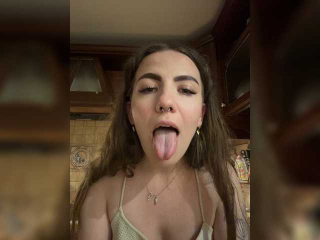 KiraRustle live cam on BongaCams