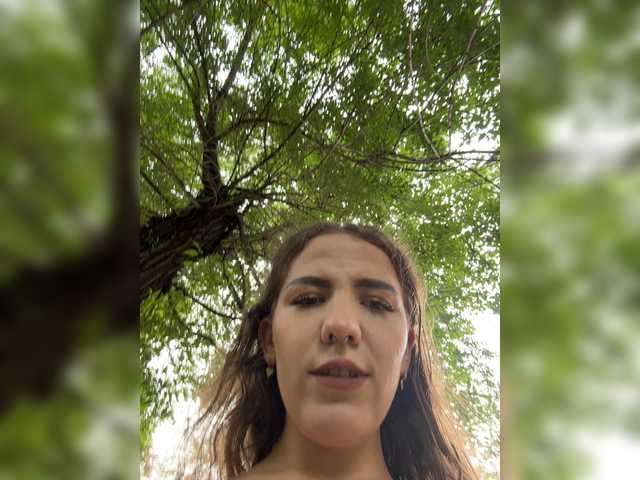 KiraRustle live cam on BongaCams