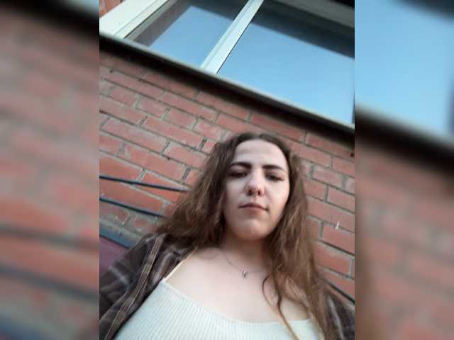 KiraRustle live cam on BongaCams