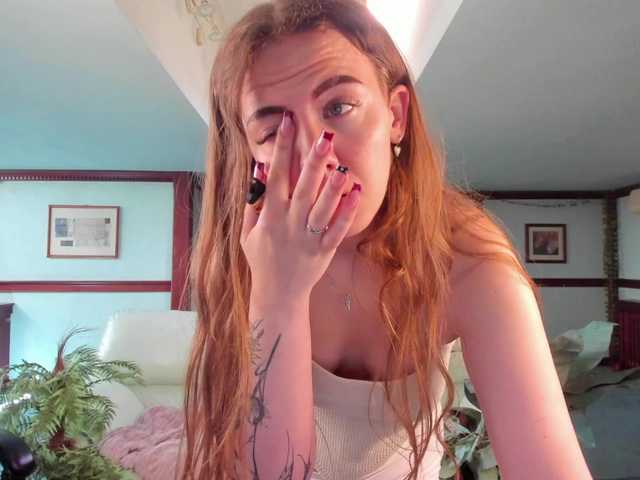KiraRustle live cam on BongaCams