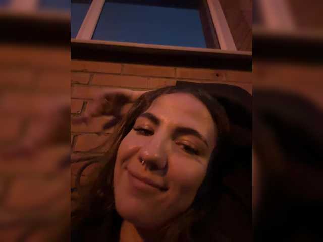 KiraRustle live cam on BongaCams