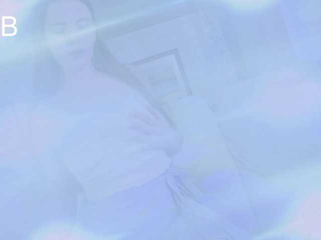 KiraRustle live cam on BongaCams