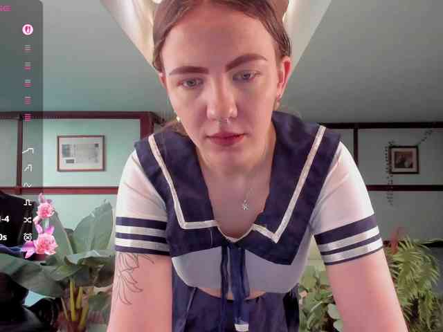 KiraRustle webcam