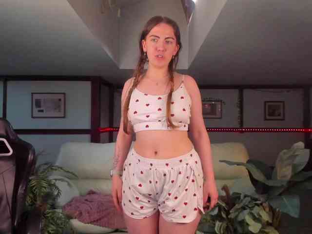 KiraRustle webcam