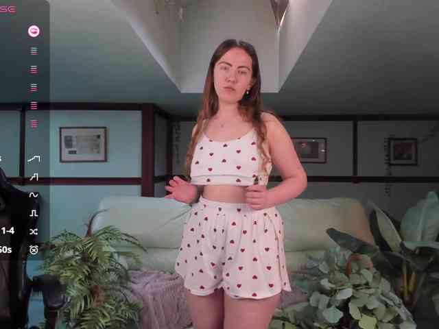 KiraRustle webcam