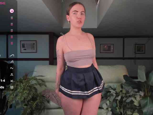 KiraRustle webcam