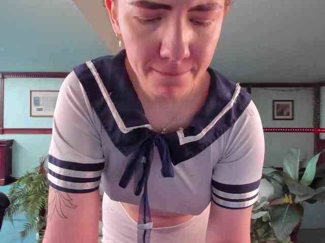 KiraRustle webcam