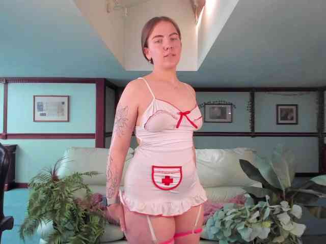 KiraRustle webcam