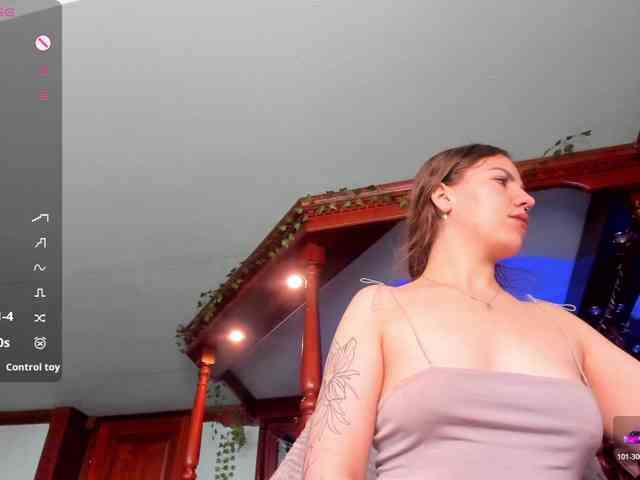 KiraRustle Sex Cam Show