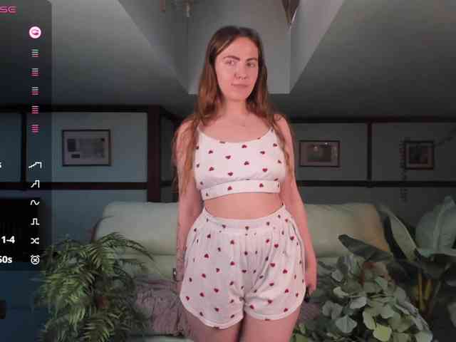 KiraRustle webcam