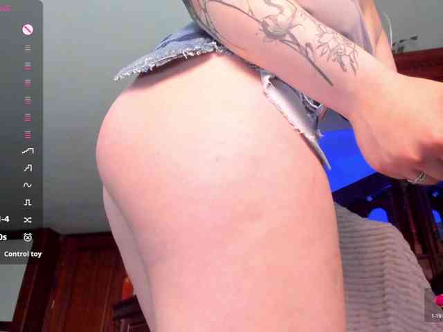 KiraRustle Sex Cam Show