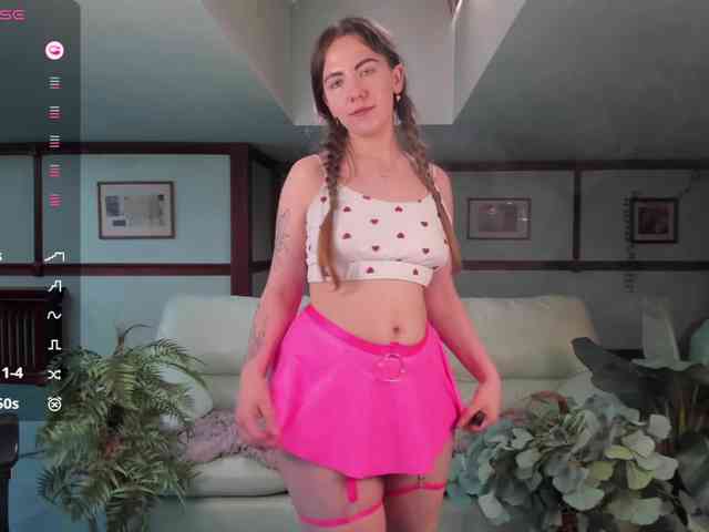 KiraRustle webcam