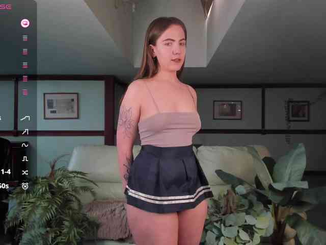 KiraRustle webcam