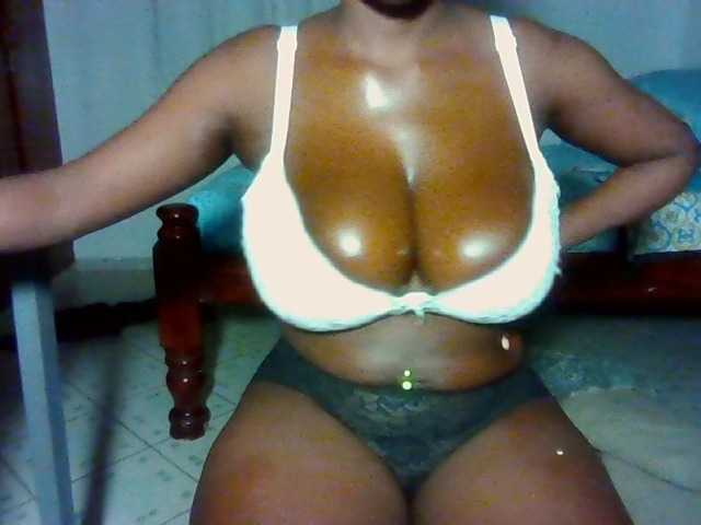 Nuru254 live cam on BongaCams