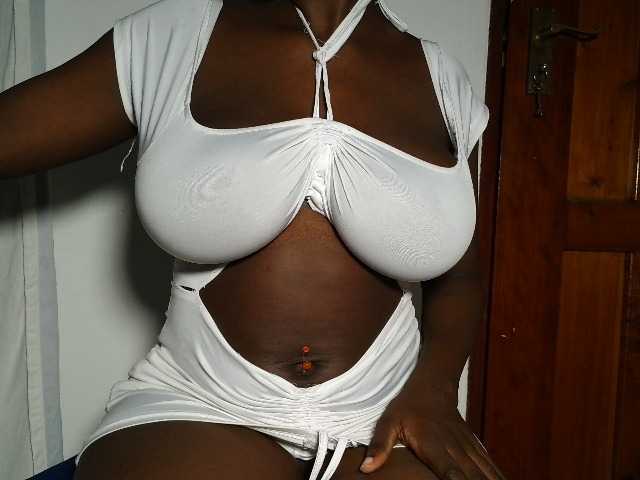 Nuru254 live cam on BongaCams