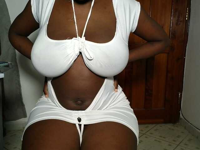 Nuru254 live cam on BongaCams