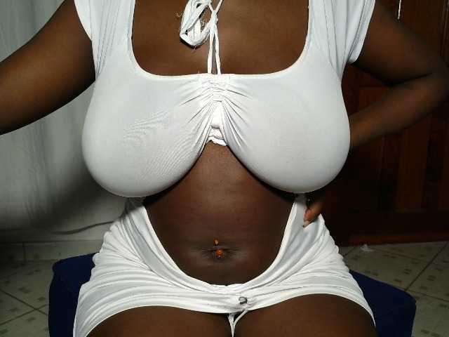 Nuru254 live cam on BongaCams