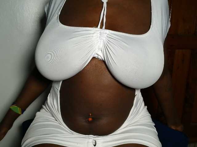 Nuru254 live cam on BongaCams