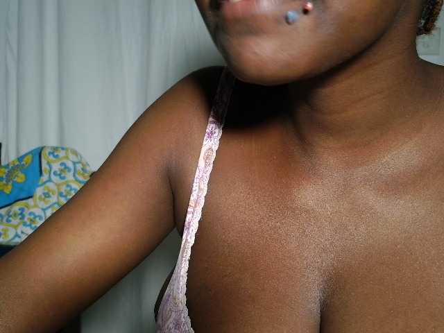 Nuru254 live cam on BongaCams