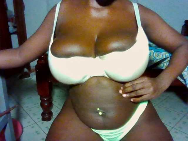 Nuru254 live cam on BongaCams