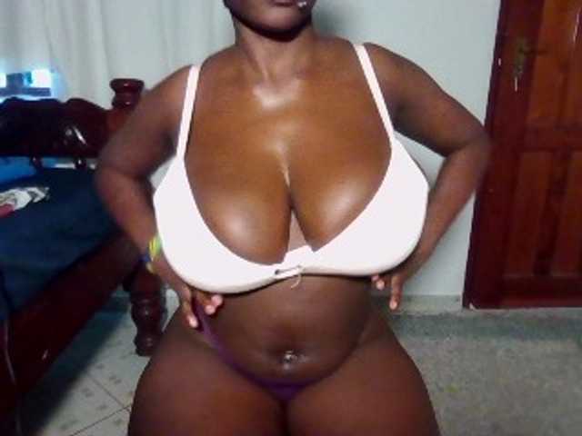 Nuru254 live cam on BongaCams