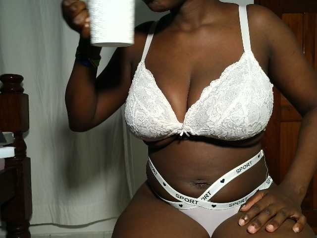 Nuru254 live cam on BongaCams