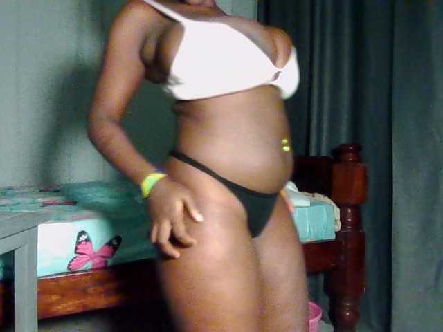 Nuru254 live cam on BongaCams