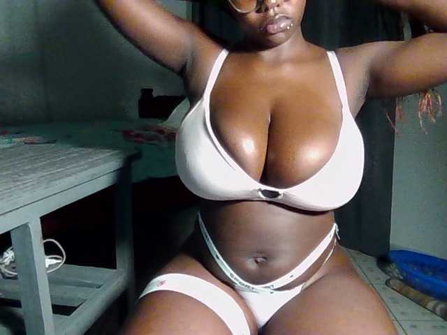 Nuru254 live cam on BongaCams
