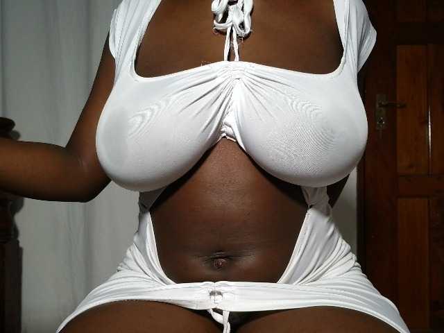 Nuru254 live cam on BongaCams