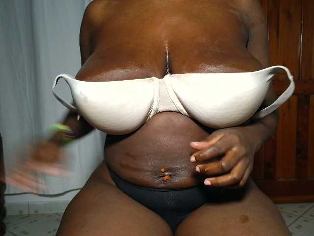 Nuru254 live cam on BongaCams