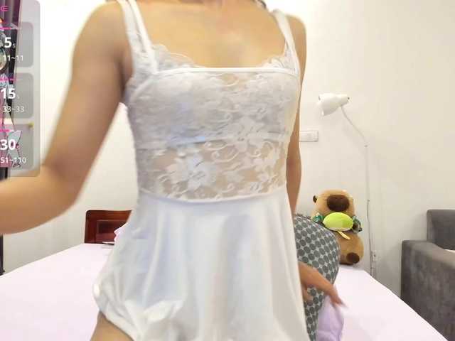 Teahyee live cam on BongaCams