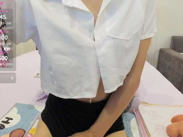 Teahyee live cam on BongaCams