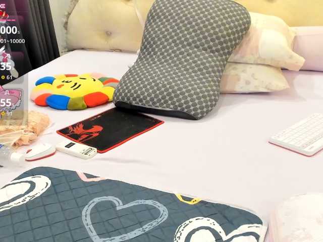 Teahyee live cam on BongaCams