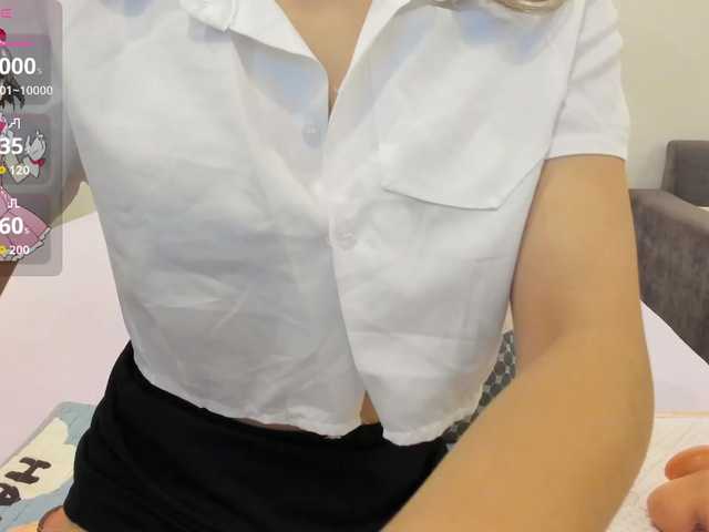 Teahyee live cam on BongaCams