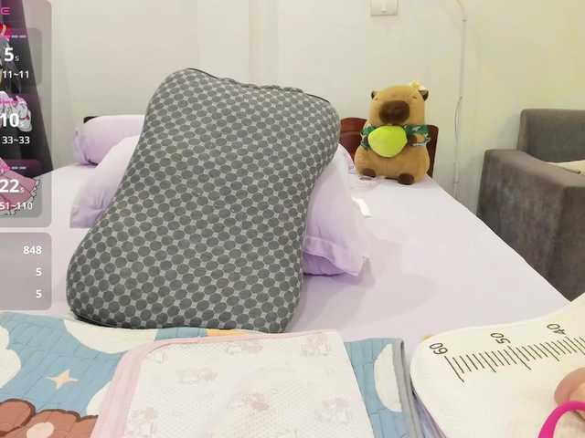 Teahyee live webcam show