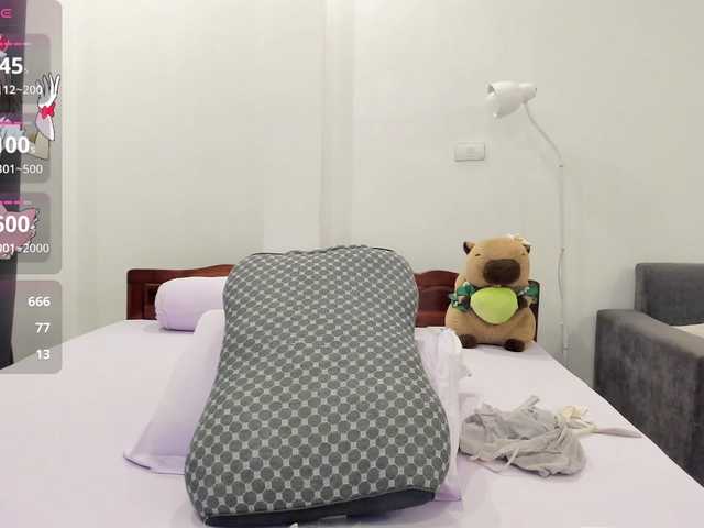 Teahyee live webcam show