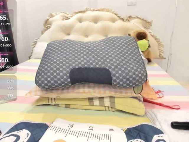 Teahyee live cam on BongaCams