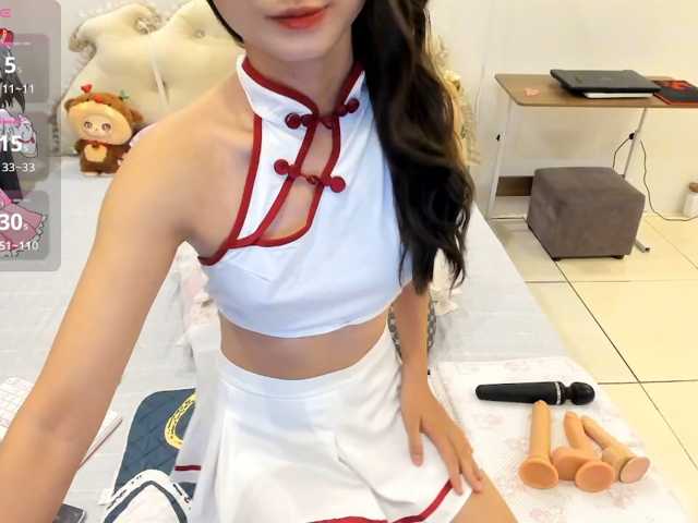 Teahyee live cam on BongaCams