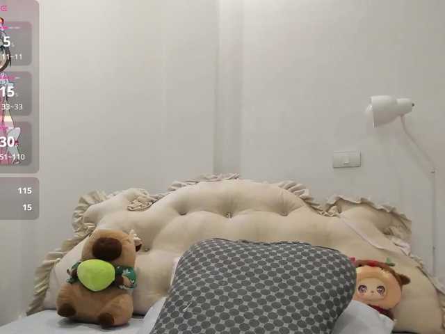 Teahyee live cam on BongaCams
