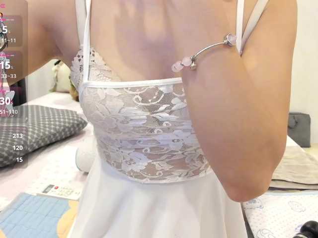 Teahyee live cam on BongaCams