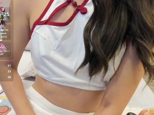 Teahyee live cam on BongaCams