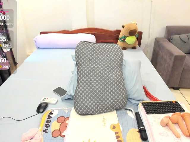Teahyee live cam on BongaCams