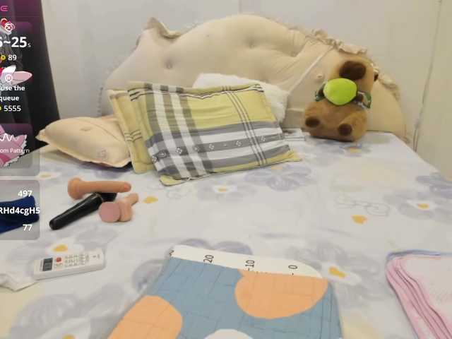 Teahyee live cam