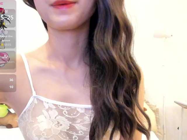 Teahyee live cam on BongaCams