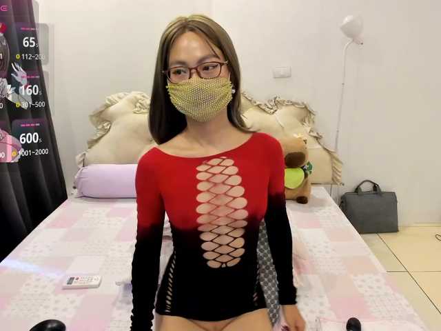 Teahyee live cam on BongaCams