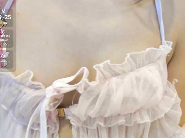 Teahyee live cam on BongaCams