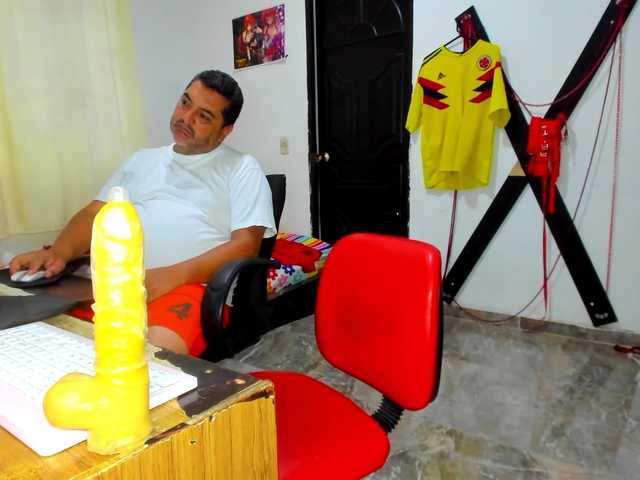 hotandfierylatinos2025 live cam on BongaCams
