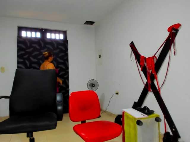 hotandfierylatinos2025 live cam on BongaCams