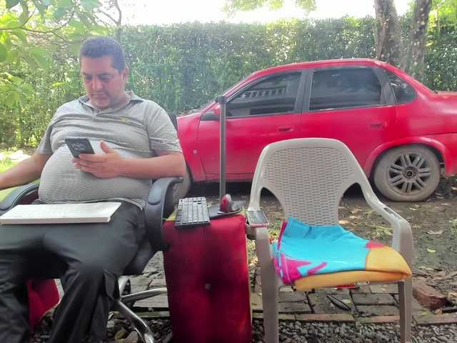 hotandfierylatinos2025's BongaCams show and profile