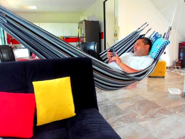 hotandfierylatinos2025 live cam on BongaCams